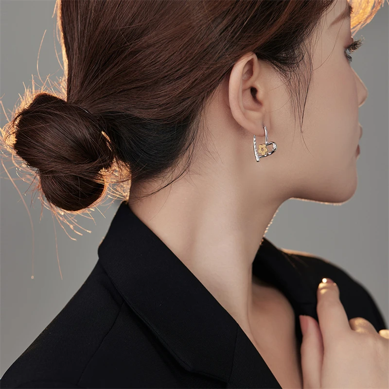 925 Sterling Silver Geometric Heart-shaped Flower Ear Buckle Hoop Earrings for Women Fashion Elegant Design Jewelry Accessories