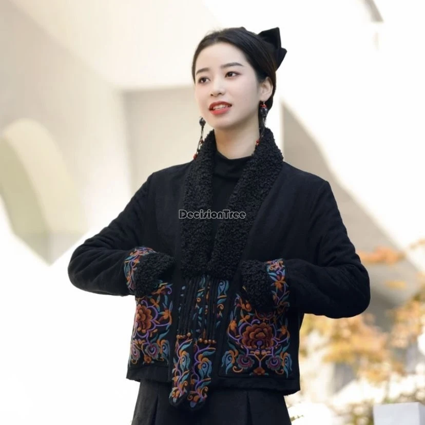 Chinese cotton-padded coat female Autumn winter Ethnic style embroidery edge v-neck long sleeve cheongsam button cotton coat