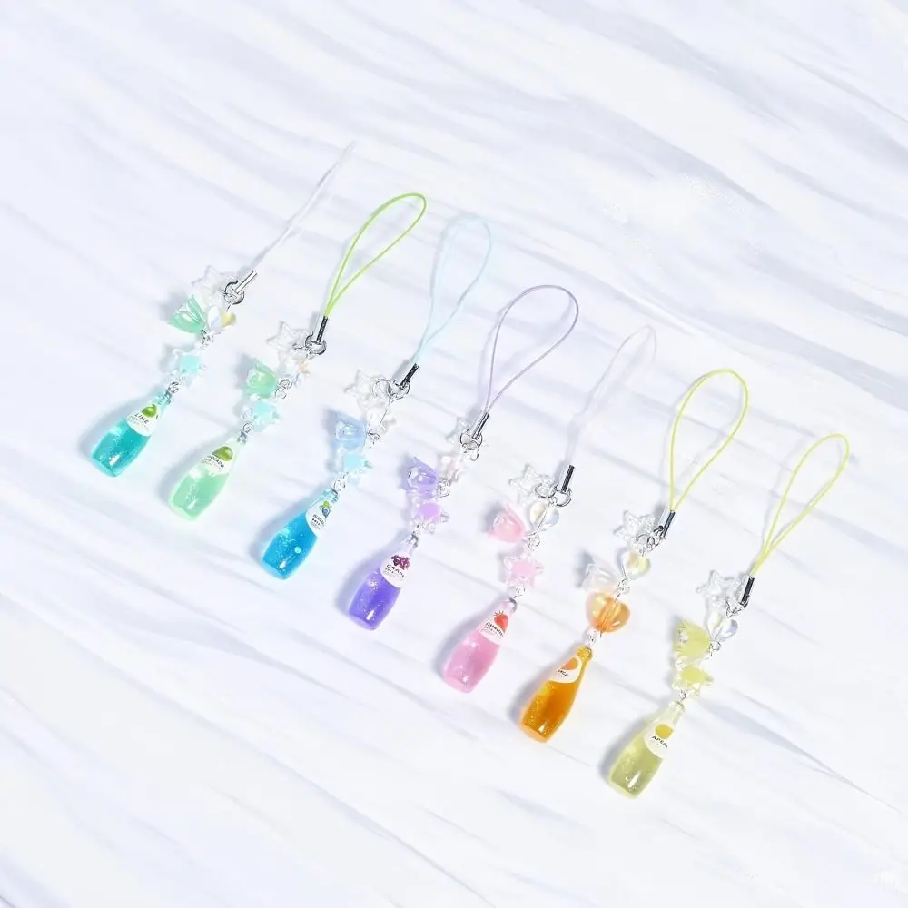 

Милый брелок Y2K для телефона в виде бутылки напитка, подвеска для телефона, ремешок для телефона, украшение для рюкзака в виде фруктовой газировки, цепочка для телефона для девочек и женщин