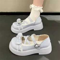 Japońskie słodkie Lolita dziewczęce buty Cosplay elegancka koronka wzburzyć okrągłą głowę grube dno spotkanie przy herbacie Bowknot Mary Jane 5cm buty