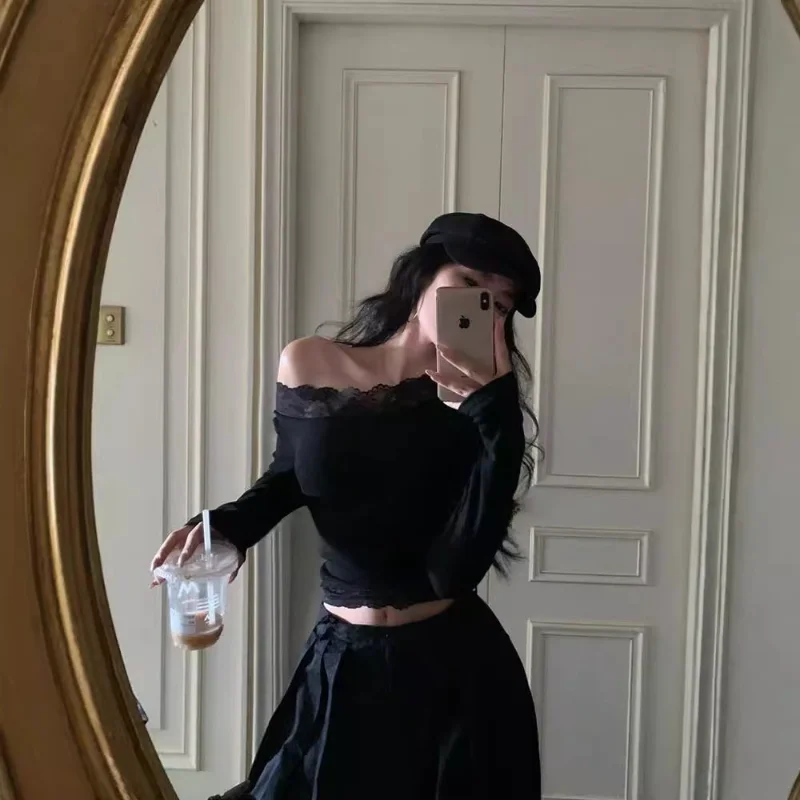 Slim Fit Lace Patchwork Long Sleeve T-Shirt Black Base Shoulder Bared Bottoming Top Women's Fashion 2026 New Style Pure Desire