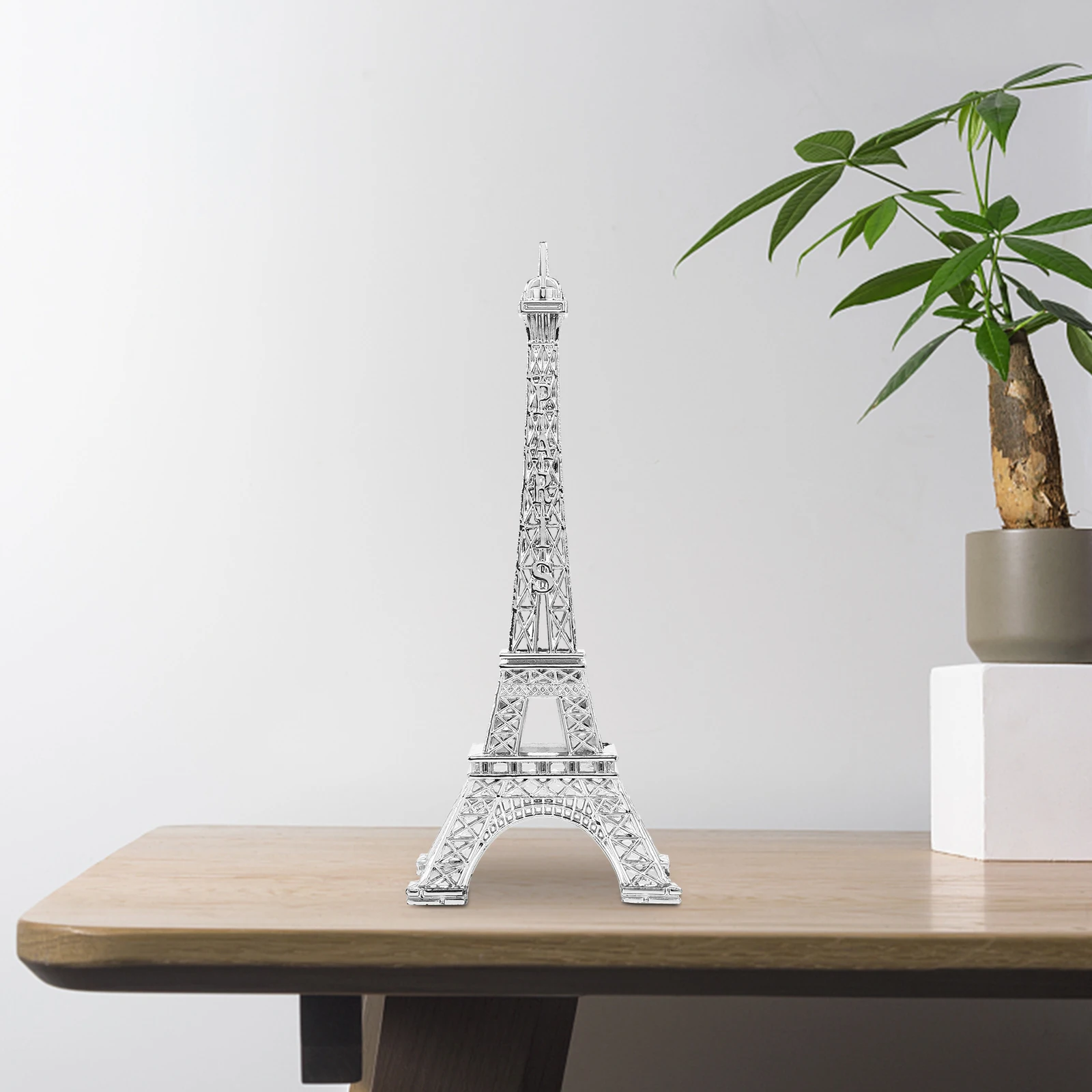 Eiffel Tower Model Metal Eiffel Tower Figurine Retro Eiffel Tower Architectural Statue Ornament Travel Souvenir Photo Prop Decor