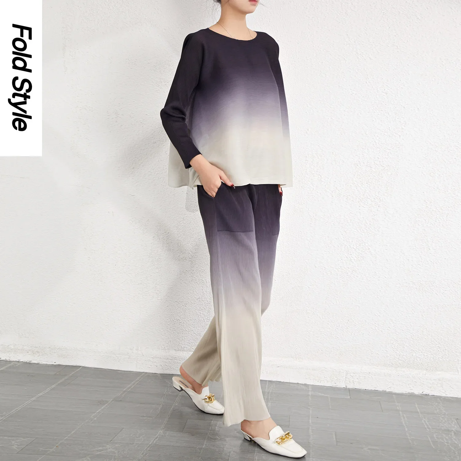 

Весенне-осенний плиссированный Свободный Топ с градиентом, широкие брюки, комплект из двух предметов для крупных женщин, Современный Модный повседневный комплект