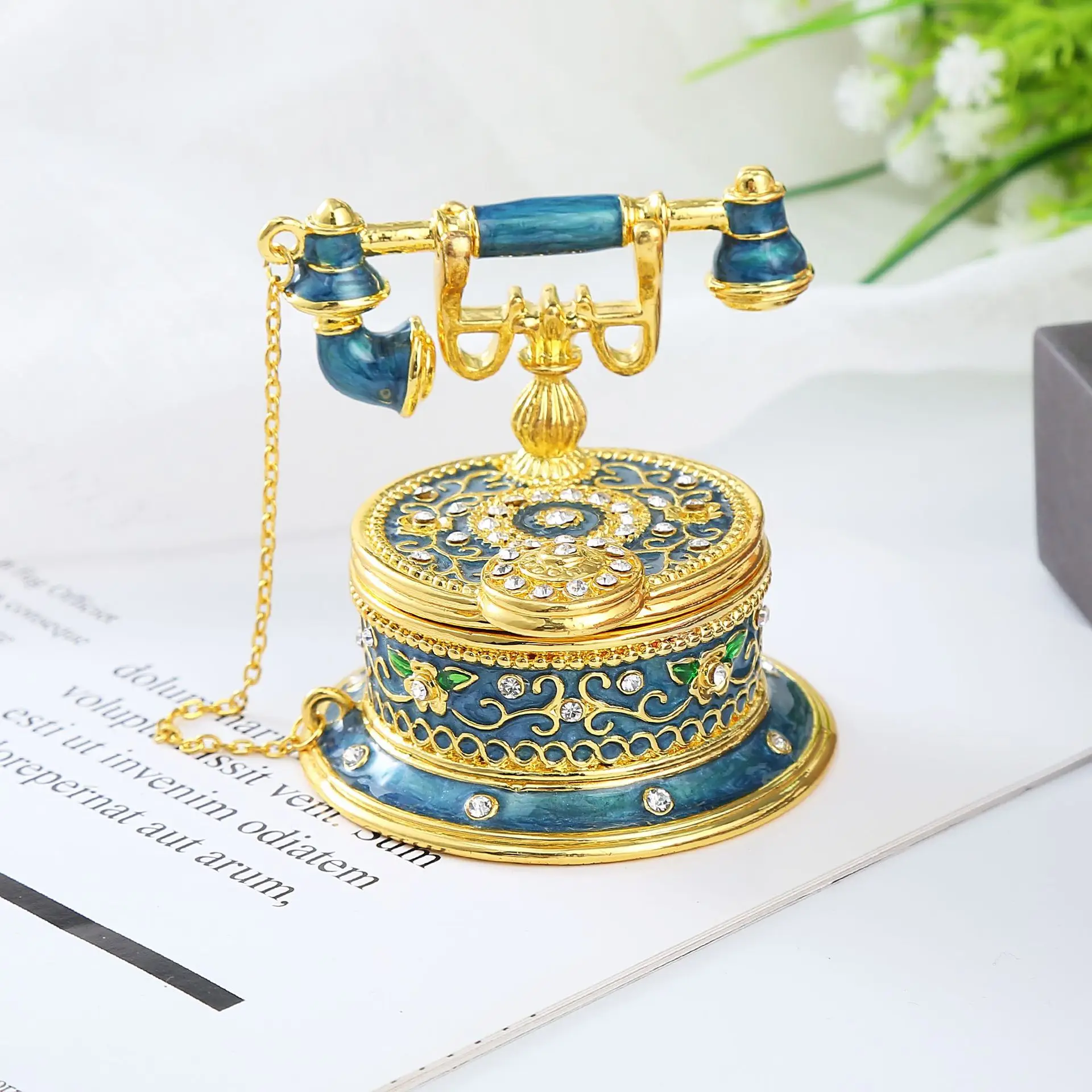 Retro telephone shape desktop ornament metal handicraft European creative flip engraved exquisite jewelry storage box