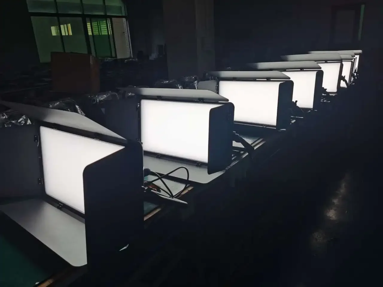 300W Bi-Color Live …