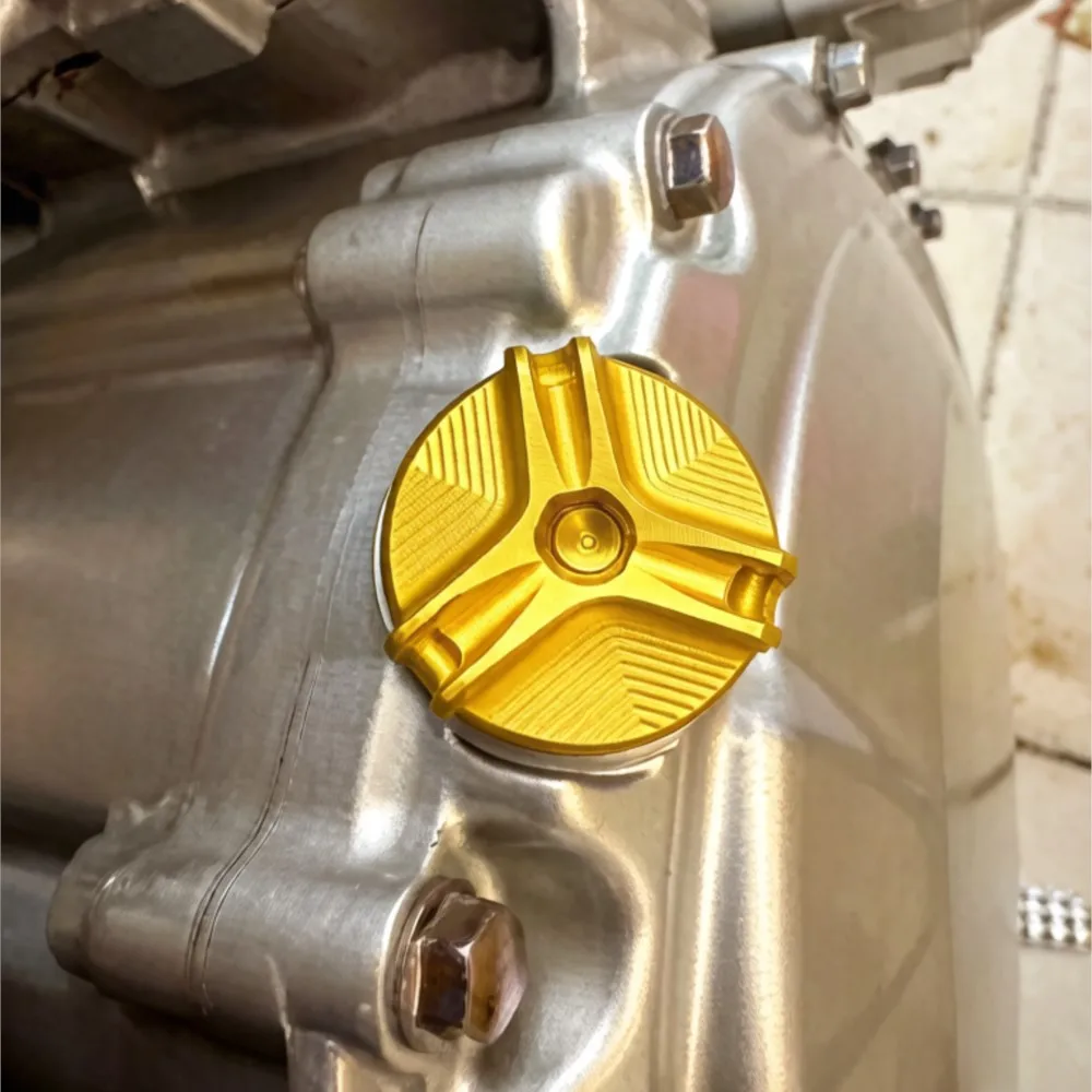 

For SUZUKI V-STROM 650 V-STROM 1000 BANDIT 400 600 650 1200 1250 1250S TL1000R TL1000S Oil Filter Cup Engine Plug Cover M20*1.5