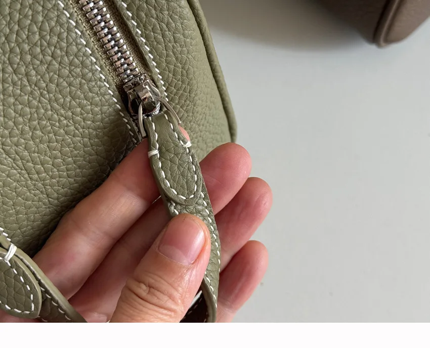 Erstklassige Kosmetiktasche aus Rindsleder für Damen, Hochwertige Tragbare Reise-Kosmetiktasche mit Großer Kapazität, Weiche Luxus-Toilettentasche – Detail 22