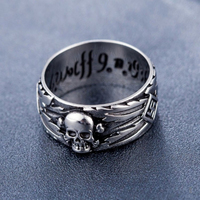 Hiphop Retro New Fashion Carved Skull Alloy Ring Men Ring Chain Punk Women Jewelry Gift Male Female Rock Street Party Accessory