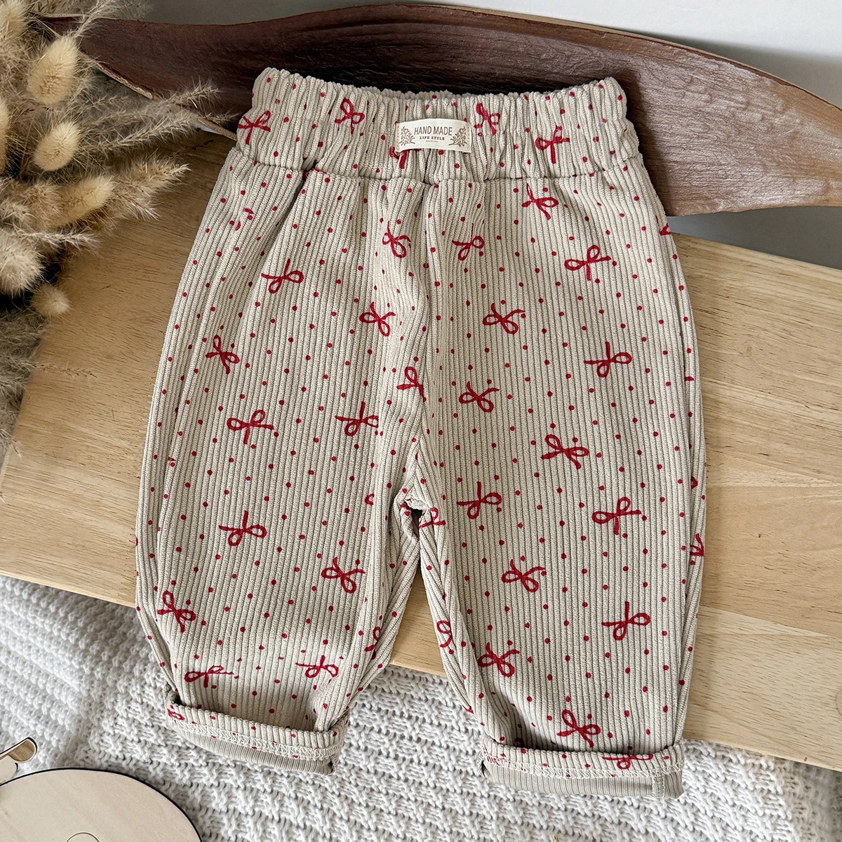 Koreanische Baby-Rippenhose, Unisex-Kinderhose mit Punkten, Karomuster, Schleife und Tomatenmuster, elastischem Bund – Detail 5