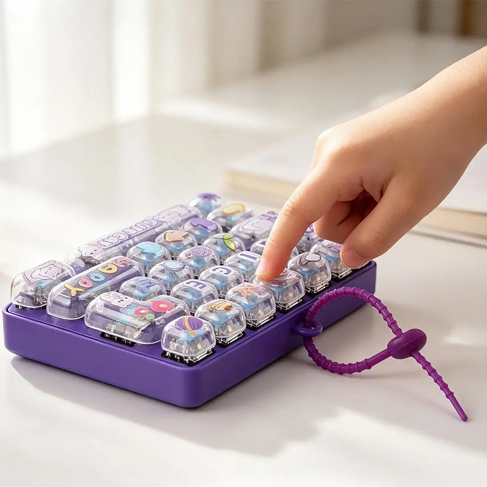 Tastatur-Schlüsselanhänger, Cartoon-Knopf-Clicker, Stressabbau-Fidget, Schulranzen-Anhänger, Charm-Anhänger, Schlüsselzubehör, Geschenk ﻿ – Detail 14