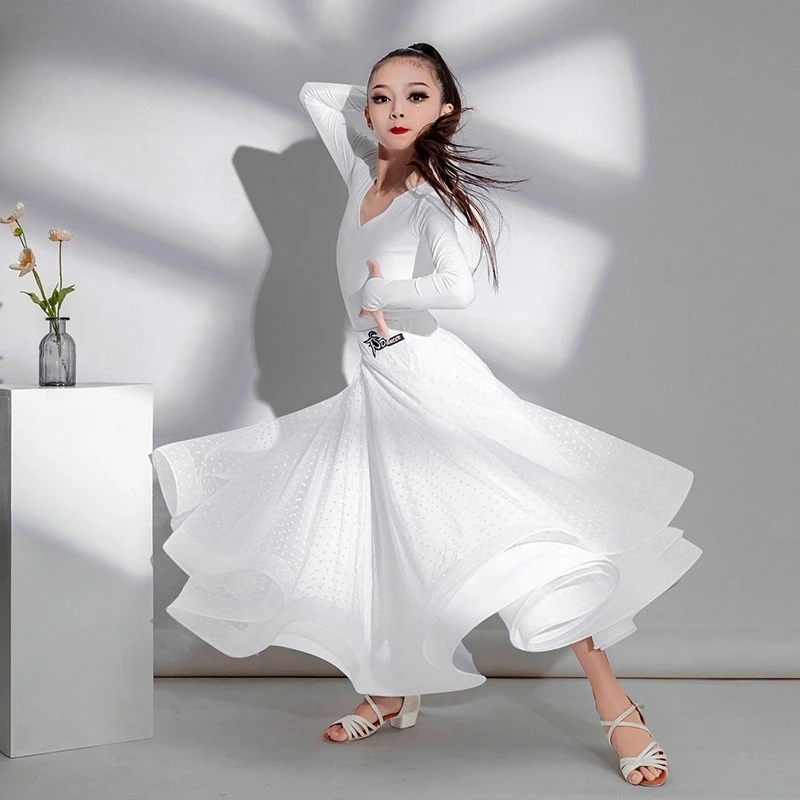 고급 라틴 댄스 소녀 연습복 국가 표준 댄스 전문 대회용 빅 스윙 화이트 모던 댄스 드레스