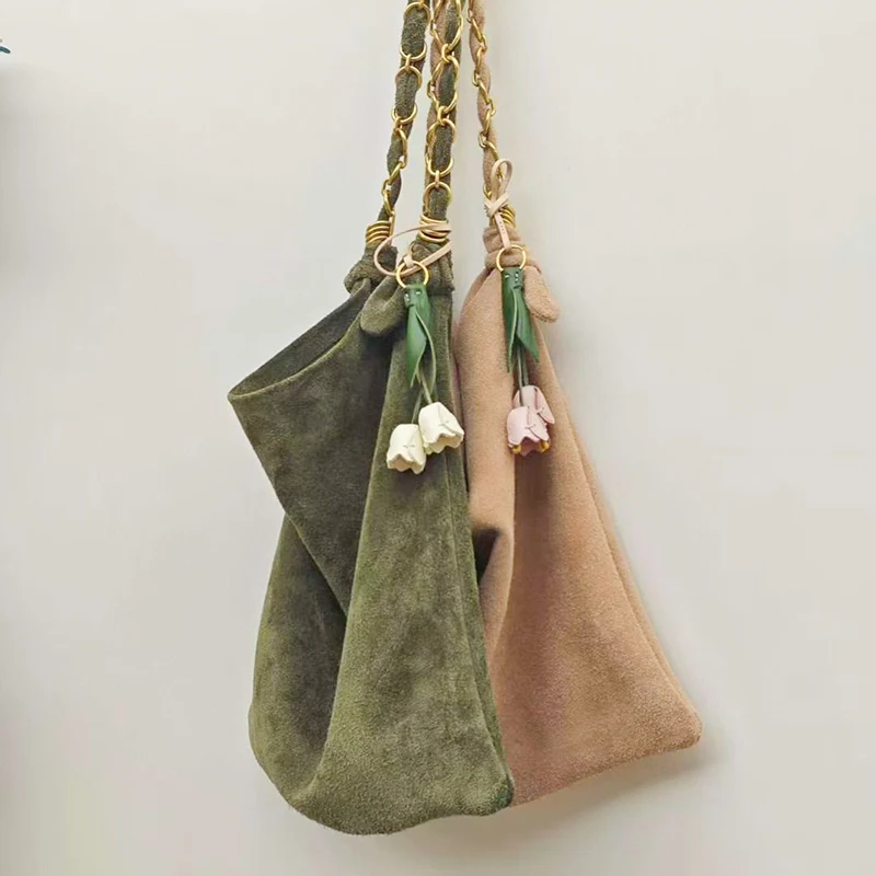 جديد المتقدمة زهرة جلد البقر حقيبة جلدية سحر للنساء حقيبة الموضة نسيج جيد حقيبة للحمل الملحقات