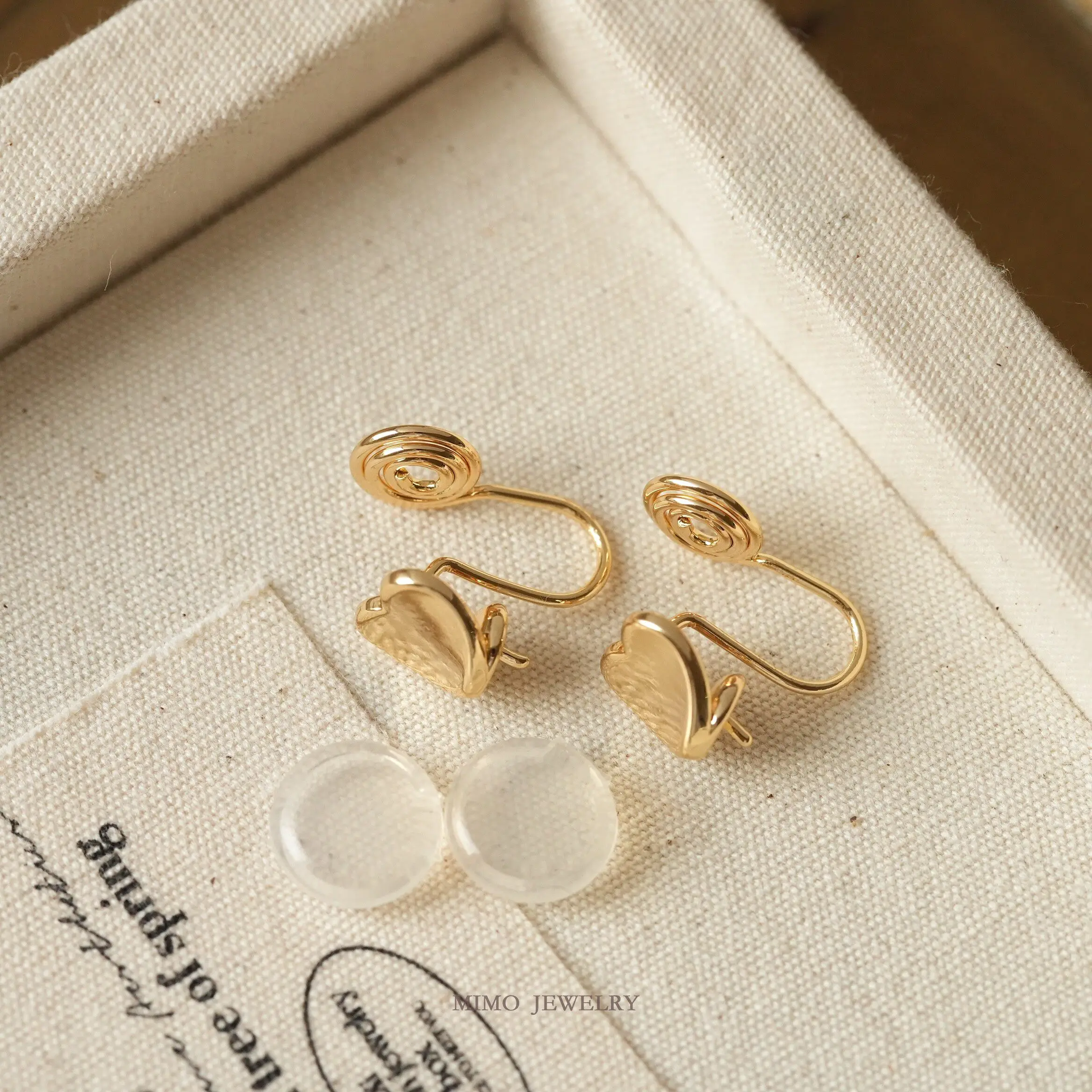 

Copper Plated Gold Simple Curved Heart-shaped Hollow 925 Silver Needle Earrings DIY Earrings Making Supplies Jewelry Accessories