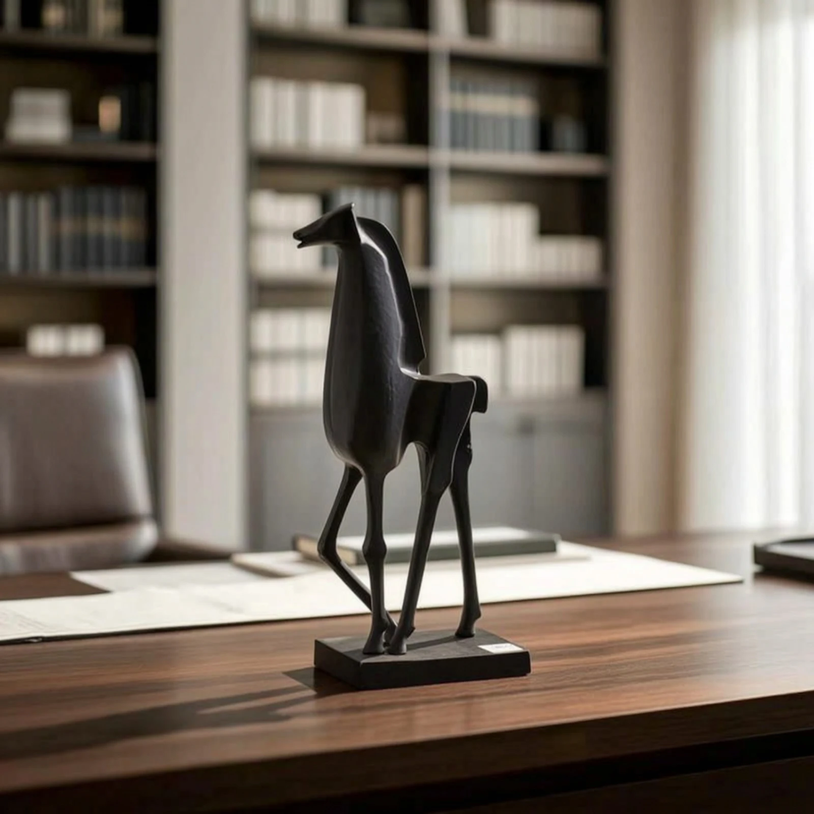 Horse Sculpture Minimalist Horse Statue Sculpture with Base Sleek Equestrian Ornament Artistic for Art Collectors, Shelf