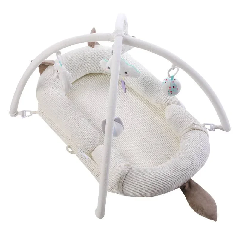 Pressure-resistant infant bed in bed Bionic baby bed Washable folding Movable crib.