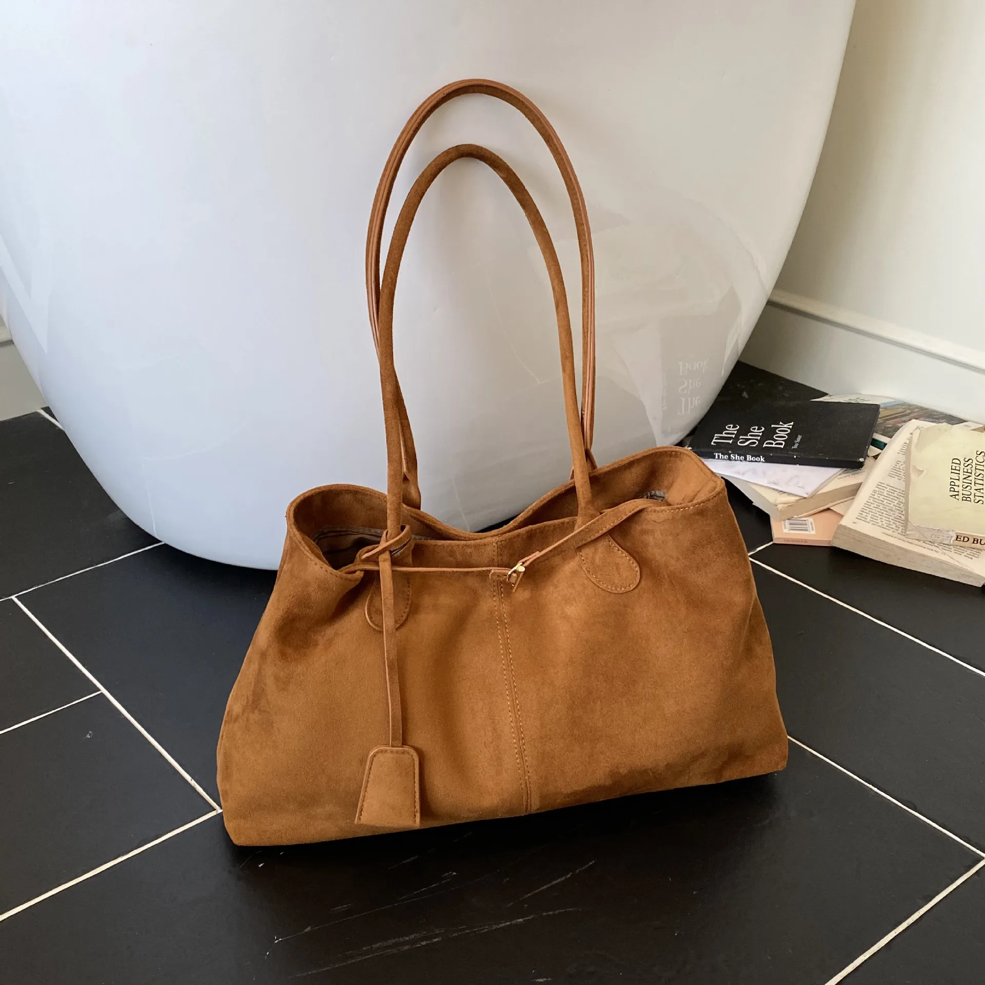 

New Suede Tote Bag Women's Niche Design Shoulder Armpit Bag Lazy Trend
