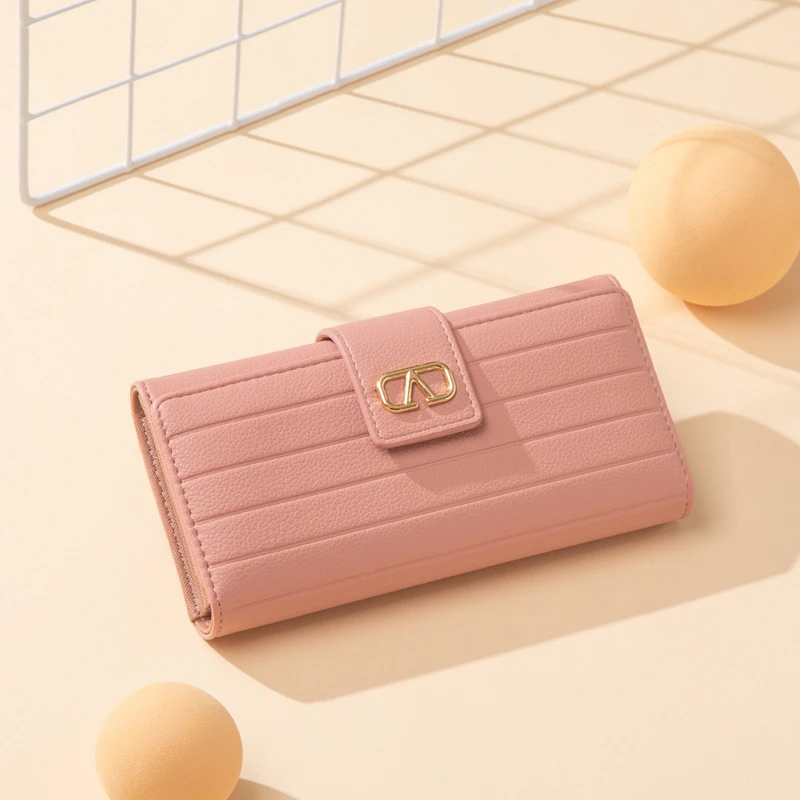 

Elegant Female Wallet, High-Capacity Card Holder with Light Luxury Brand, Easy to Carry and Multifunctional