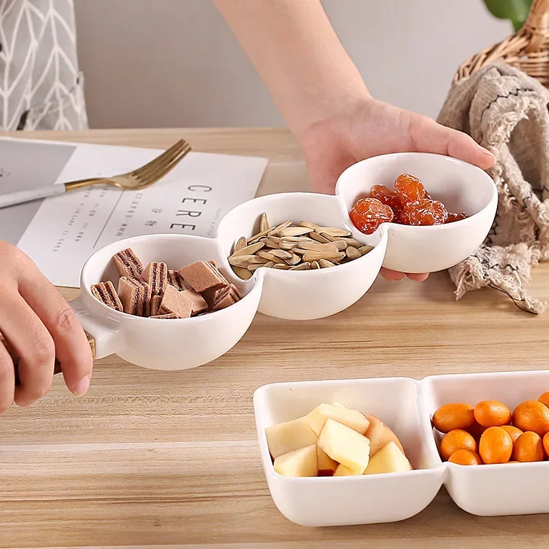Household Ceramic Bowl with Wooden Handle Grid, Snack Plate, Dried Fruit Plate, InWholesale, Commercial