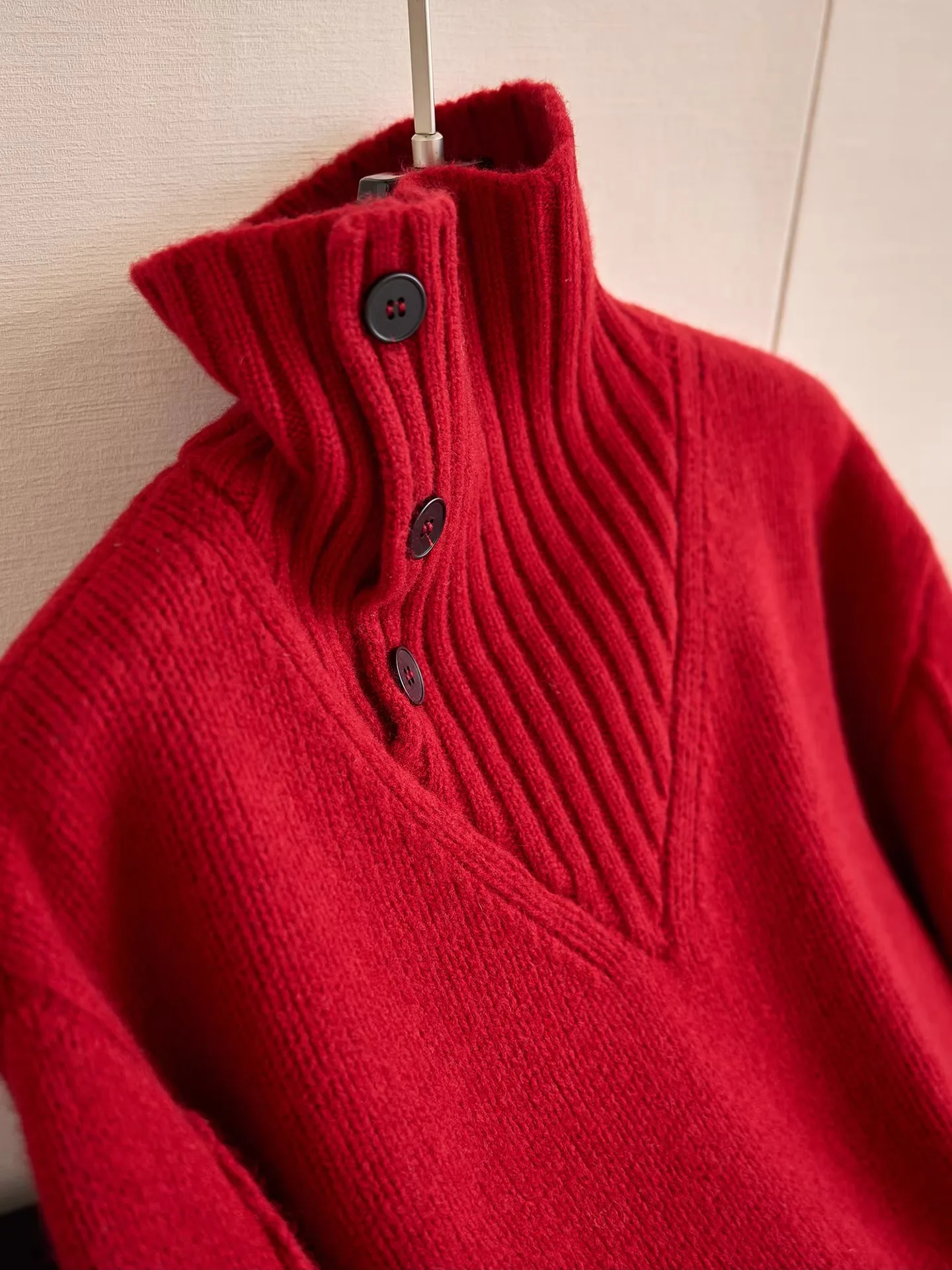 

Асимметричный вязаный свитер из 100% шерсти, красный, свободный крой, элегантный, высококачественный, мягкий, теплый, для повседневной носки, женская зимняя мода