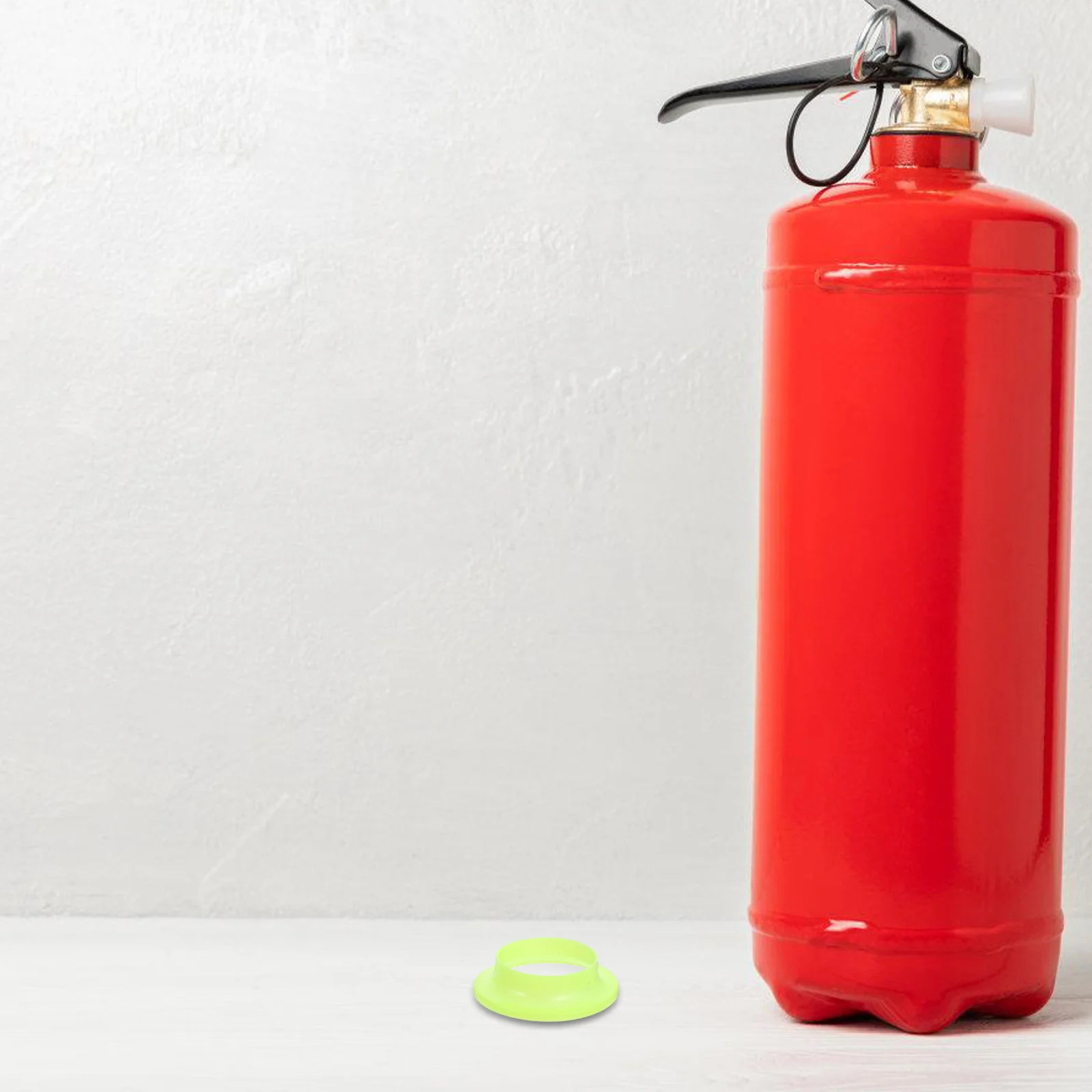 100Pcs Glow in The Extinguisher Rings Luminous Safety Markers for Emergency Visibility Replacement Extinguisher