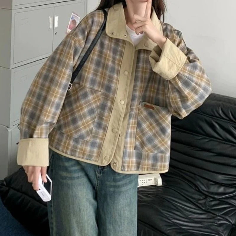 

Women Wearing Korean Short Coats on Both Sides Have A Sense of Spring and Autumn Design 2025 Small Plaid Jacket