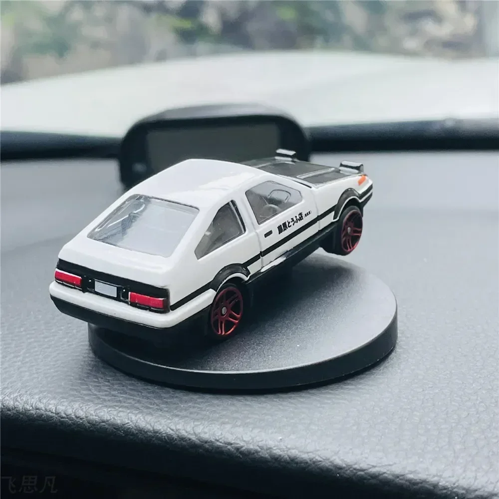 AE86 elegante modelo de coche estatuilla decoración de escritorio accesorios de decoración del hogar para regalo de decoración de automóvil