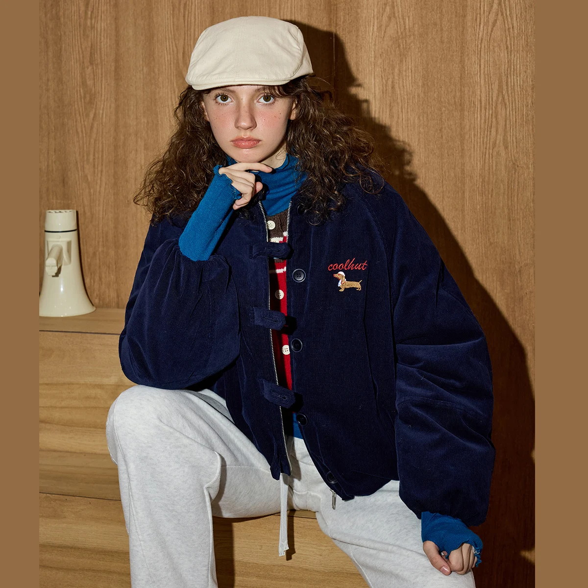 

2025 Winter Women's 90% Down Fill Puffer Jacket Vintage Embroidery Bread Bag Coat Oversized Quilted Hooded Parka Retro Chic