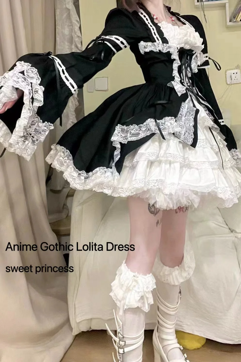 

Cute Anime Gothic Lolita Dress Japanese Girl Sweet Cream Lace Princess Costume Vintage Palace Elf Cosplay Clothes Women