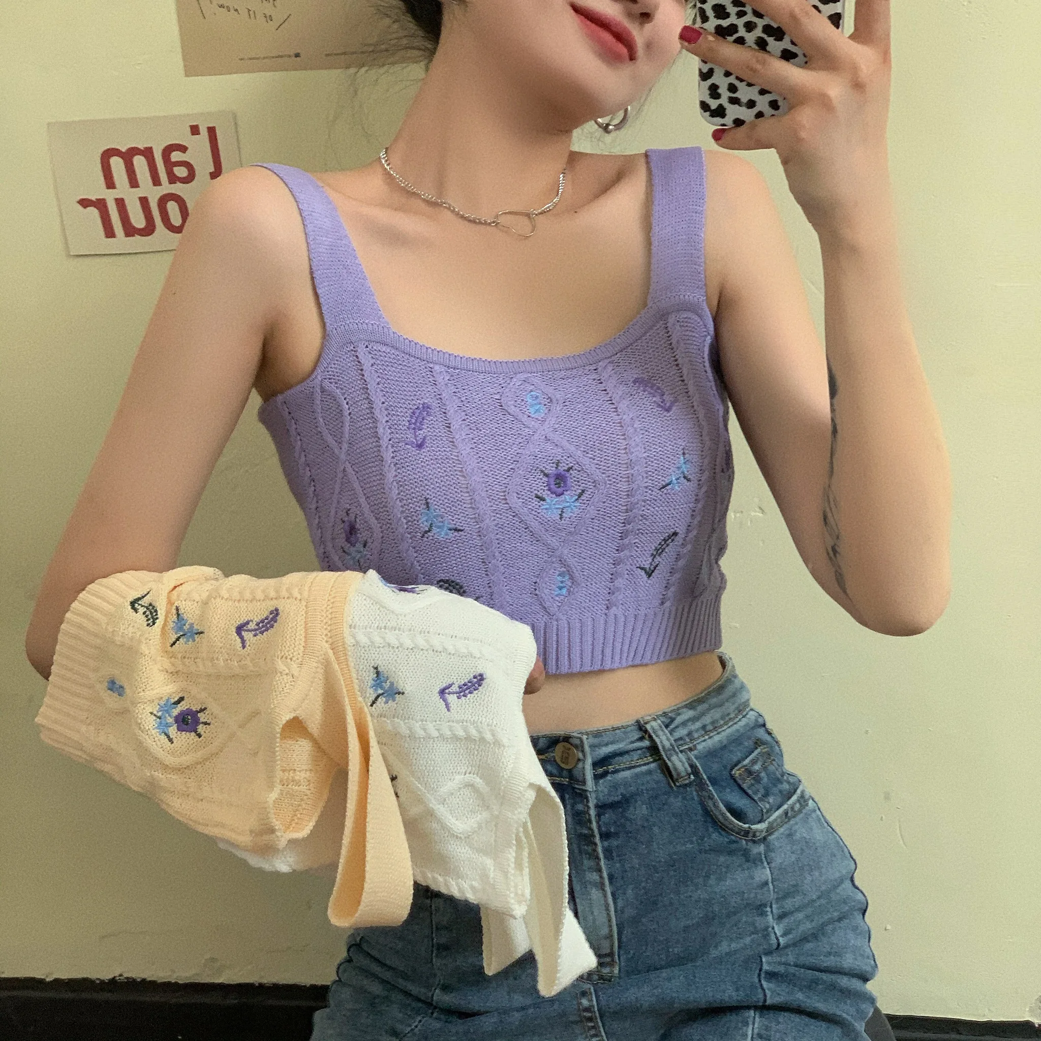 Women Floral Embroidery Tank Tops Cropped Female Chic Plain Cute Camisoles Ribbed Crop Top For Summer Vest Slim Knitted Top