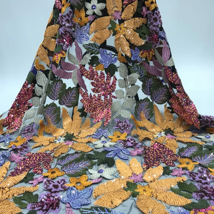 

1-ярдовая трехмерная многослойная ткань с кленовым листом и вышивкой блестками. Дизайнерские ткани Cheongsam для свадебного платья по индивидуальному заказу.