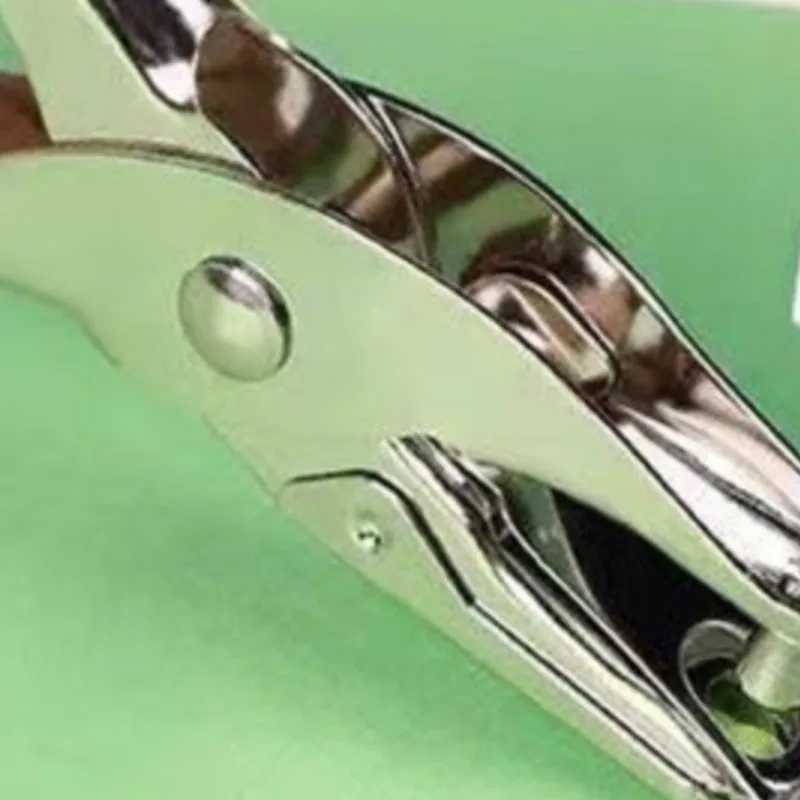 Hand Held Metal Stationery Round Hole Diameter 3 or 6mm Hole Punch Pliers Hole Punch Paper Hole Punch Boxed Single Hole Punch