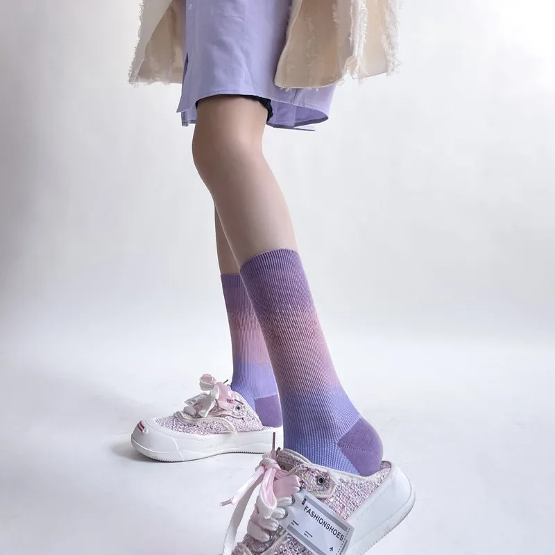 Trendy Japanese Designer Socks  Double-needle Tie-dye Gradient  Unique Unisex Couple Pure Cotton Mid-calf Hosiery For Girls