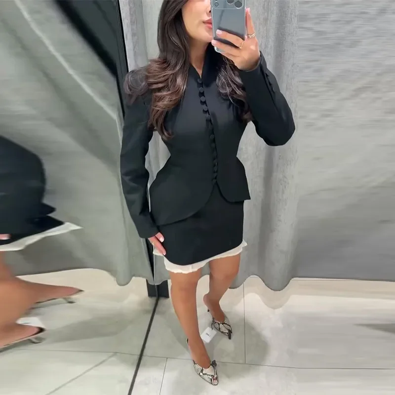 Eleganter, schmaler Blazer mit Knöpfen für Damen, schwarz, einreihig, V-Ausschnitt, lange Ärmel, Damenmäntel, Herbst/Winter 2026, Damenoberbekleidung – Detail 8