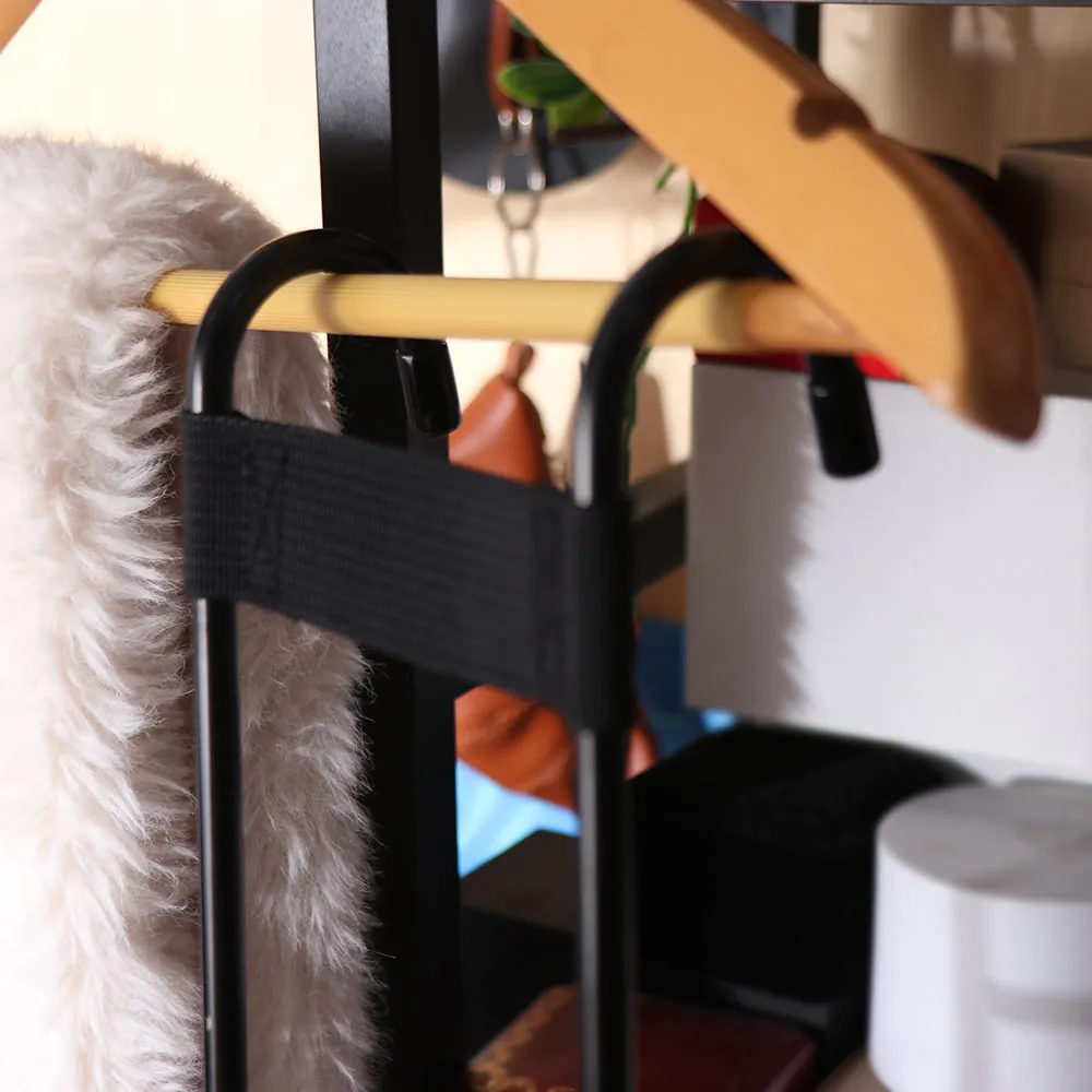 

250lb Capacity Dumbbell Spotter Hooks Thickened Non-slip Safety Connector for Chest Workout Black Heavy-Duty