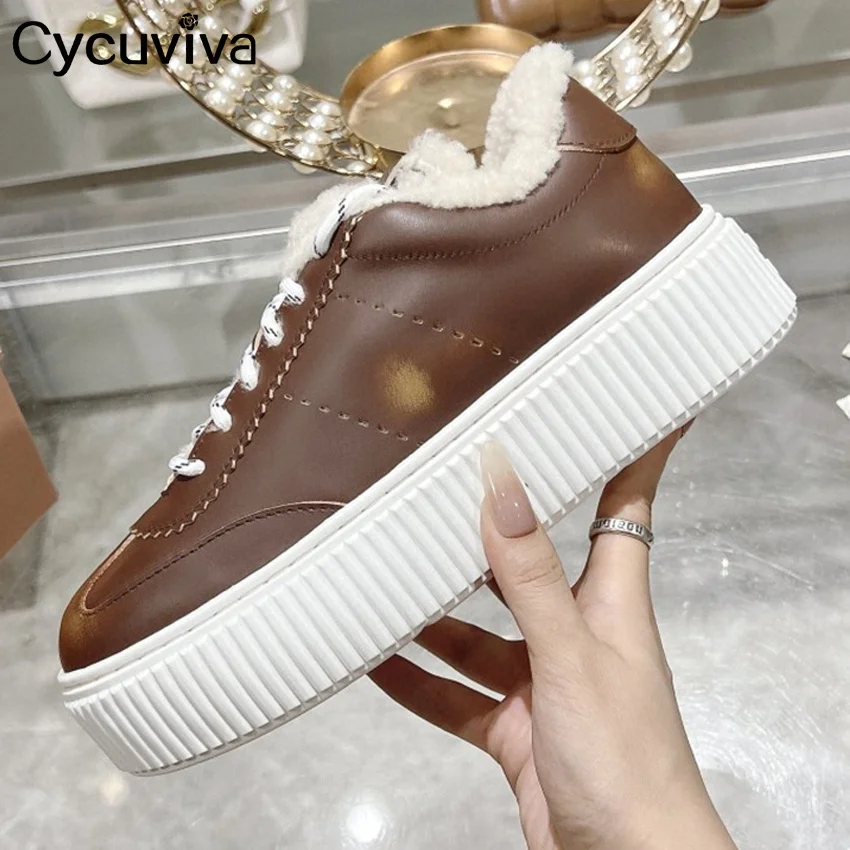 Hot Sale Leather Wool Flat Shoes Women Thick Sole Suede Lace Up Designer Fur Warm Shoes Winter Casual Party Vacation Walk Shoes