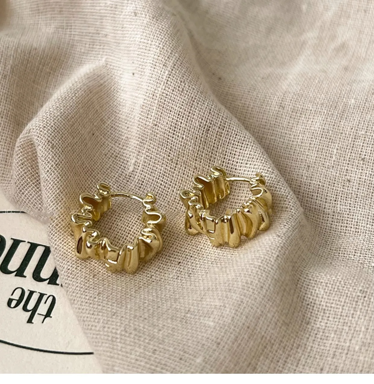 Minimalist Earrings Gold Fashion Earrings Wavy Hoop Earrings Crinkle For Casual Outfits Office Attire Party Accessories