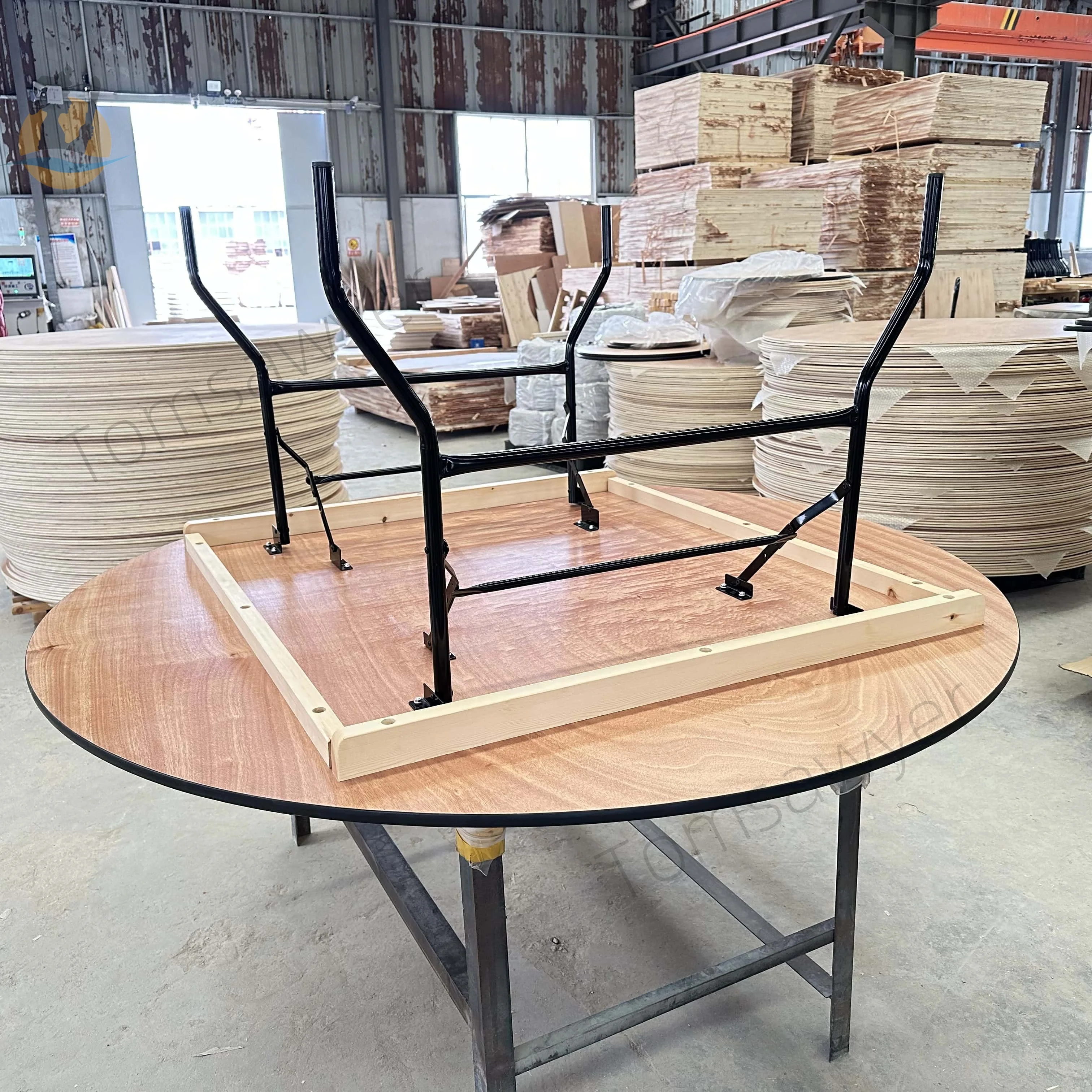 Modern Wood Dining 60/72 Inch Tables Outdoor Rectangular and Round Folding Banquet for Wedding Hotel Villa Bedroom