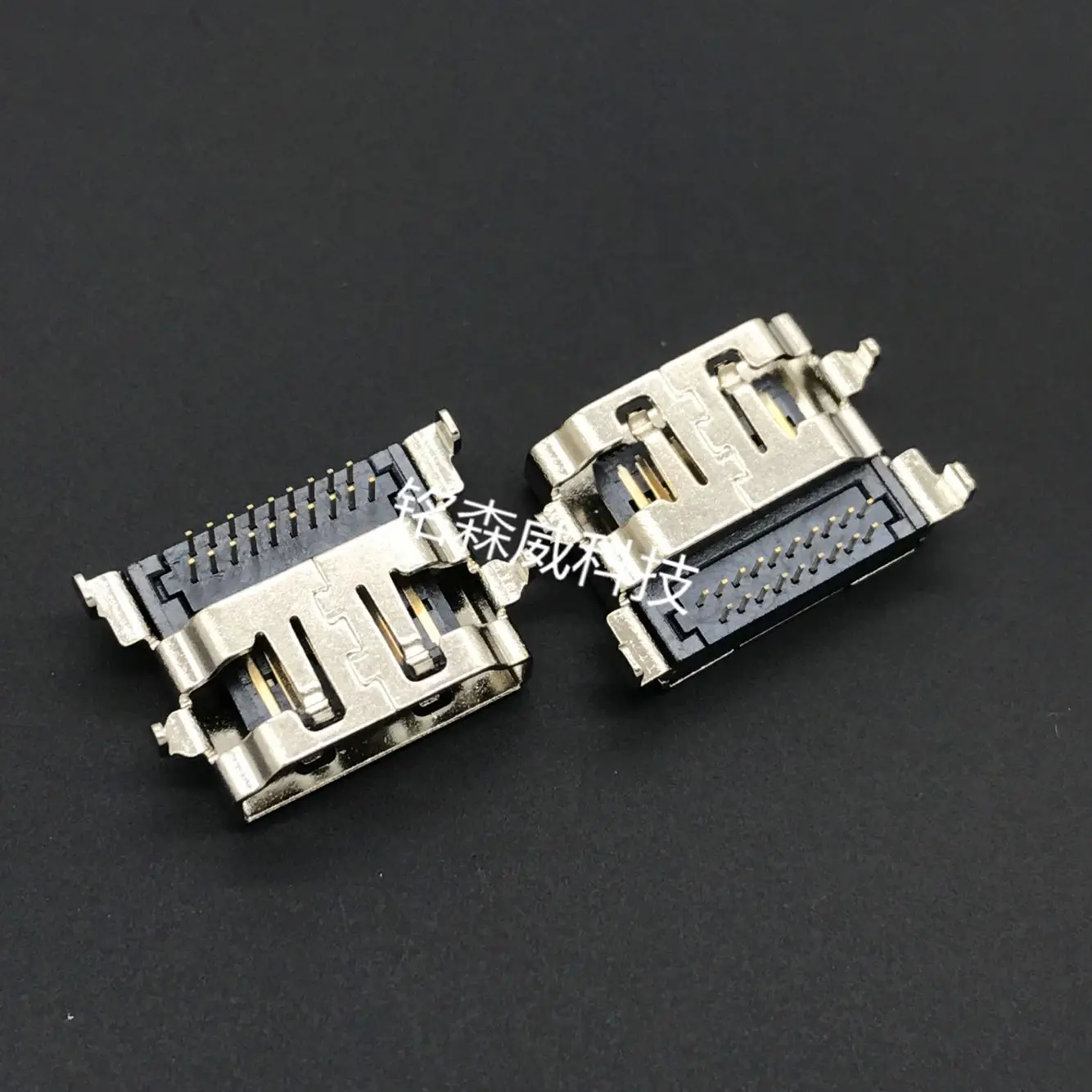 For HDMI A TYPE DIP female seat 3.75 forward plug-in on sinking board four feet 90 degrees double row of pins