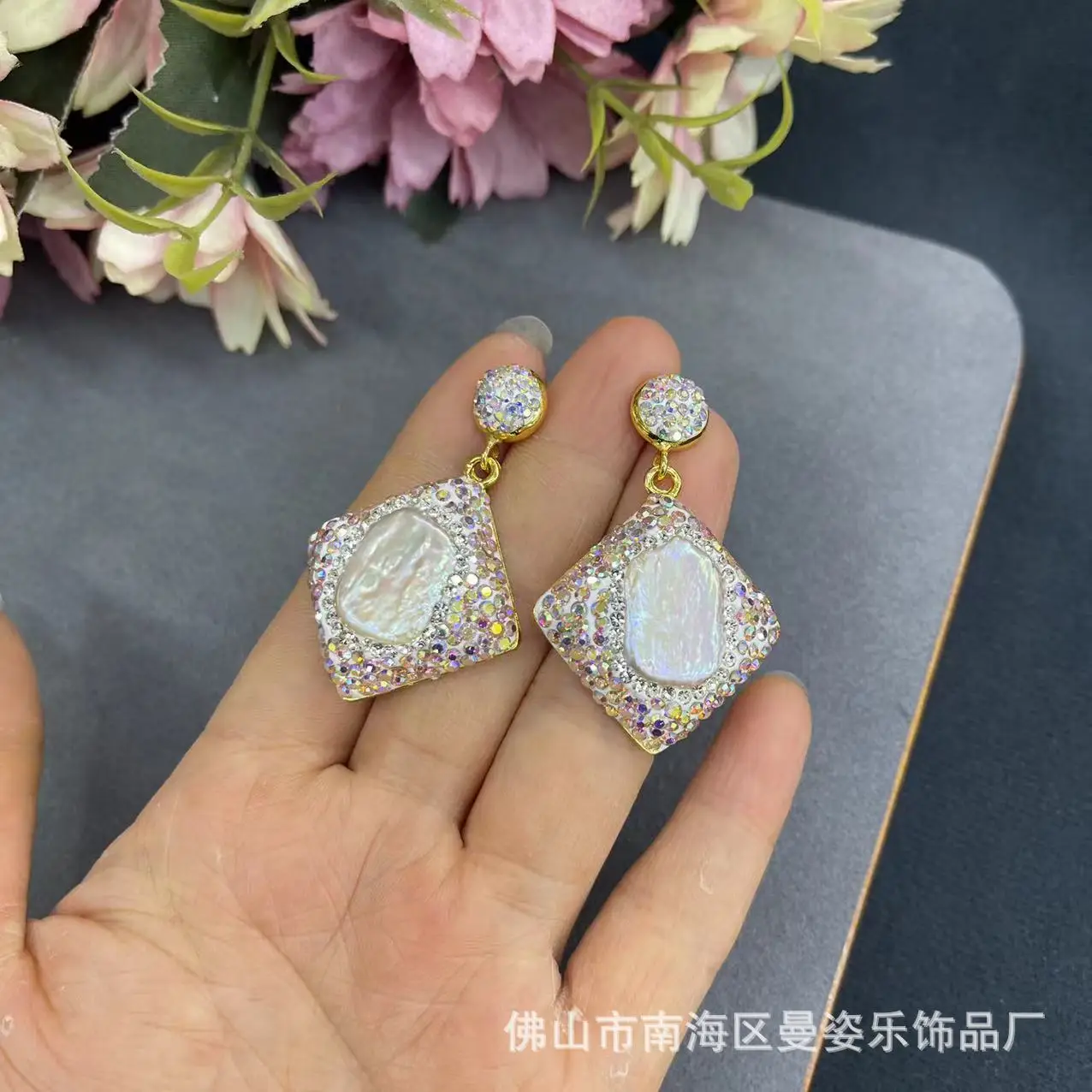 

New natural square pearl jewelry clay inlaid with natural stone earrings European popular jewelry accessories wholesale