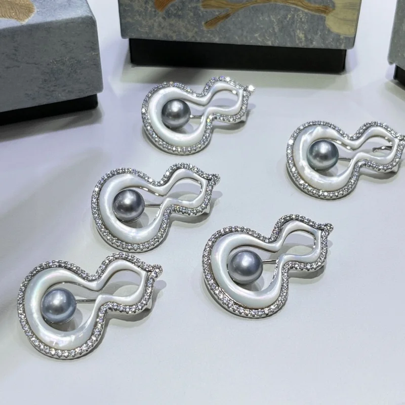 

SGARIT Gourd Shape Brooch Natural Tahitian Pearl Women Lapel Pins Luxury Brooches Elegant Gift for Women