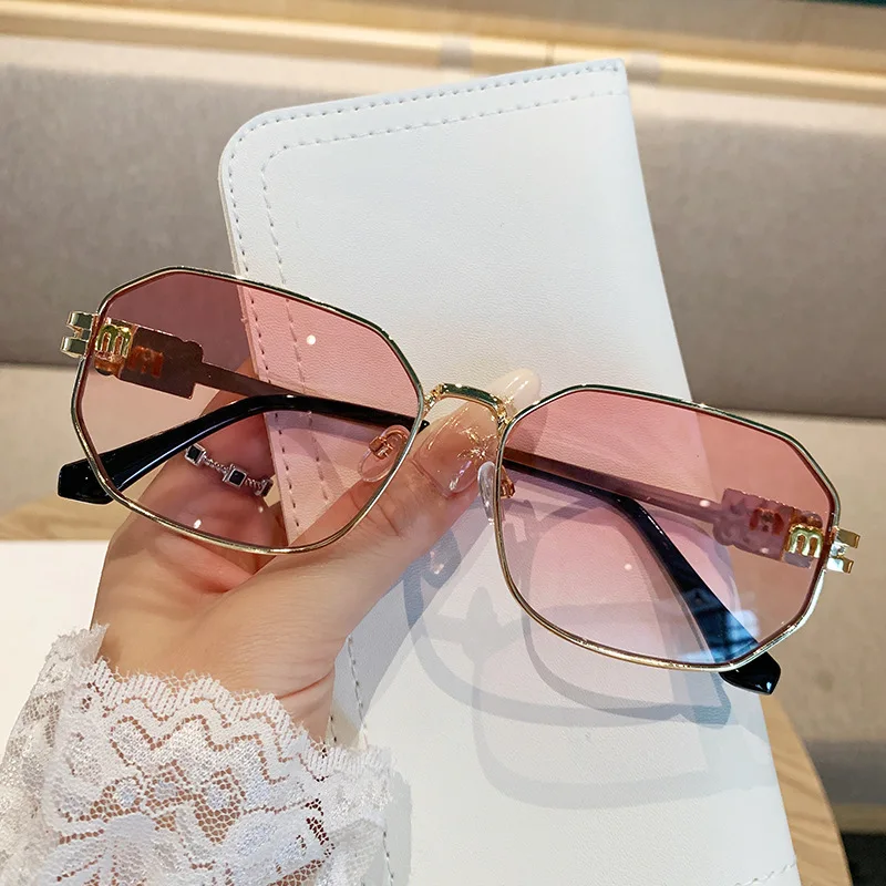 

European and American Style Polygonal Sunglasses, Personalized Retro Letter Sunshade Sunglasses, Women's Fashionable Glasses