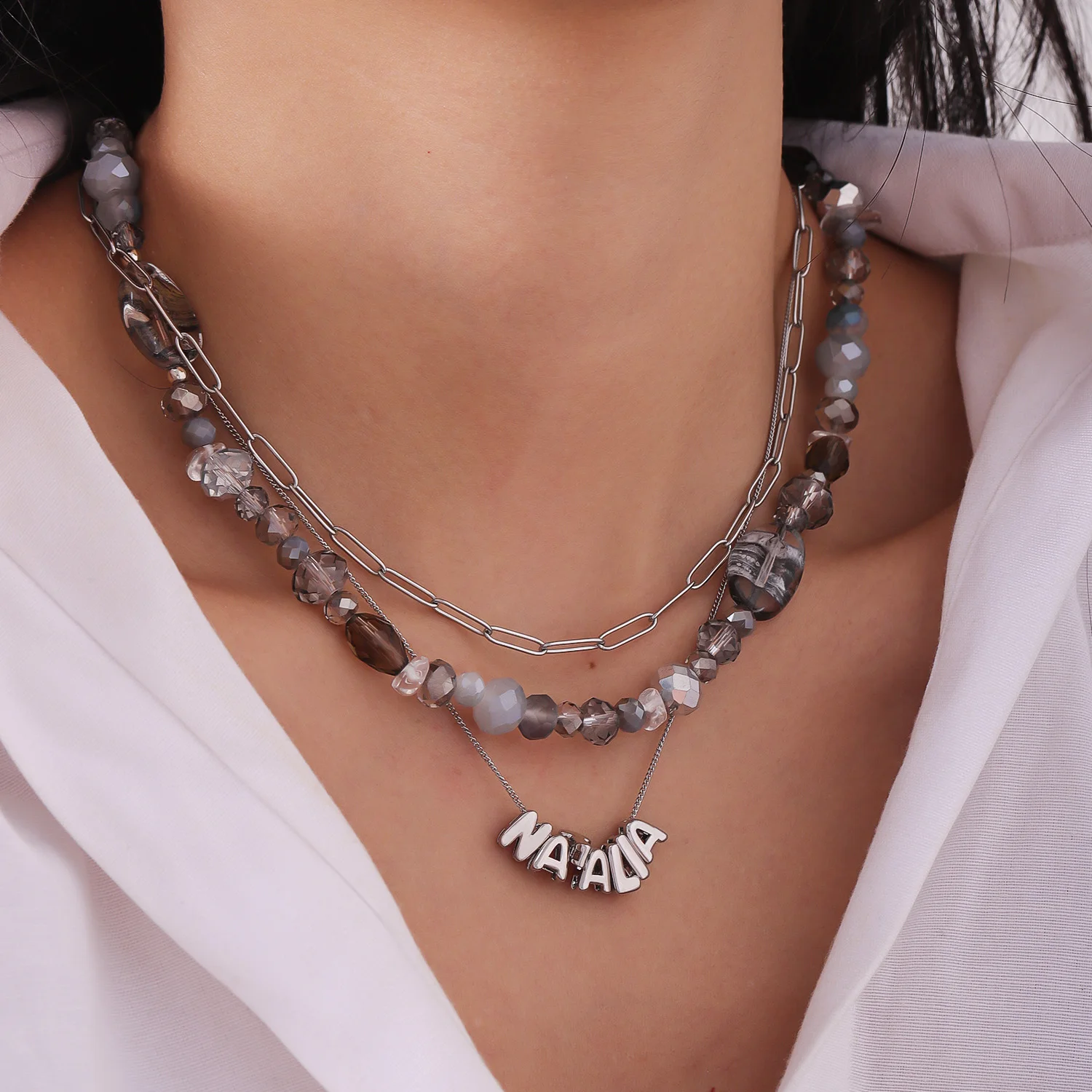 

Ожерелье с пузырьковыми буквами на заказ, многослойная штабелируемая цепочка из бисера с кристаллами и посеребренным покрытием из нержавеющей стали для ее рождественского подарка