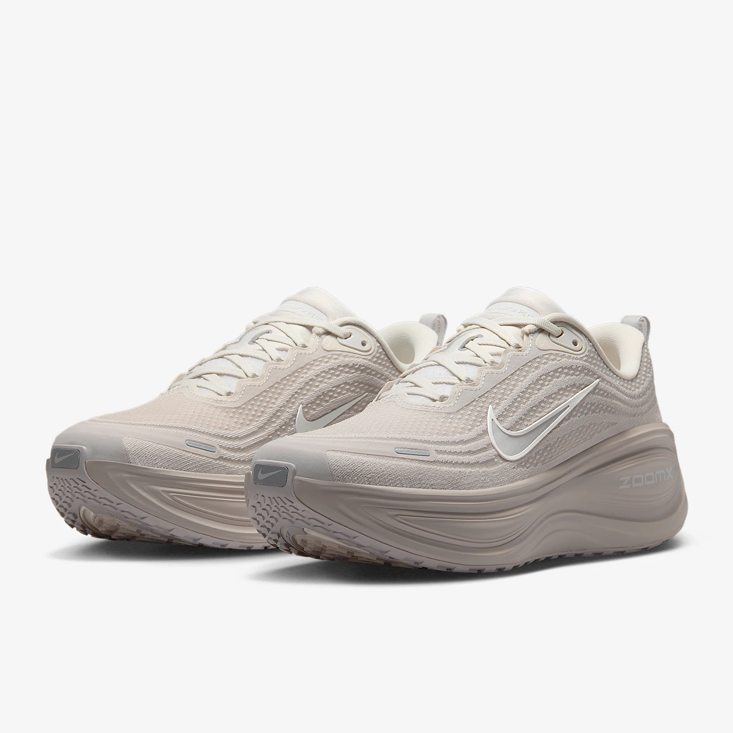 

Nike Genuine Vomero Plus Men's Super Soft Road Running Shoes HV8150-001