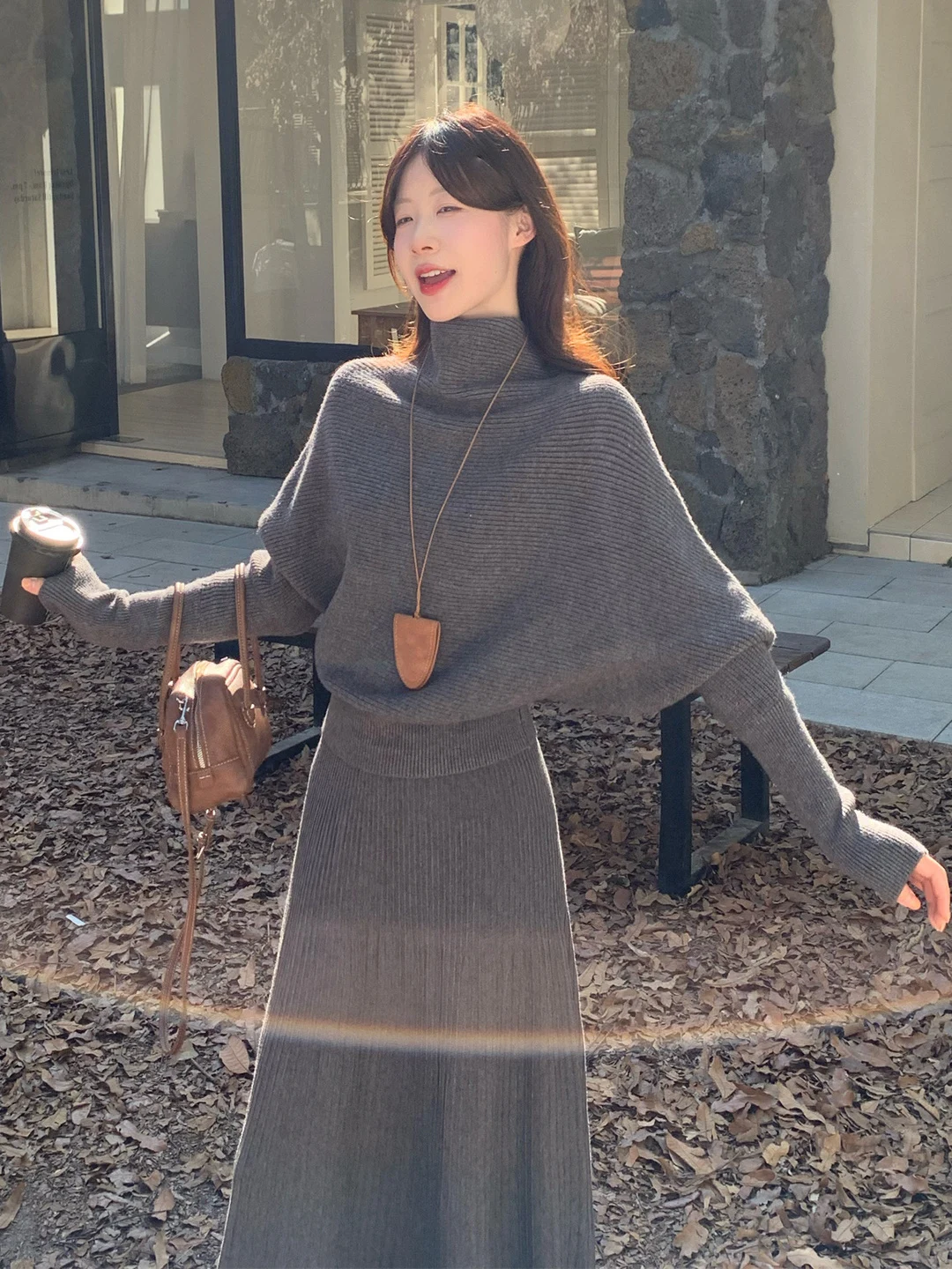 

Faionable Knitted Sweater And Skirt Set for Women High Collar Long Sve f High Ne Pleated Dr Autumn Winter N...