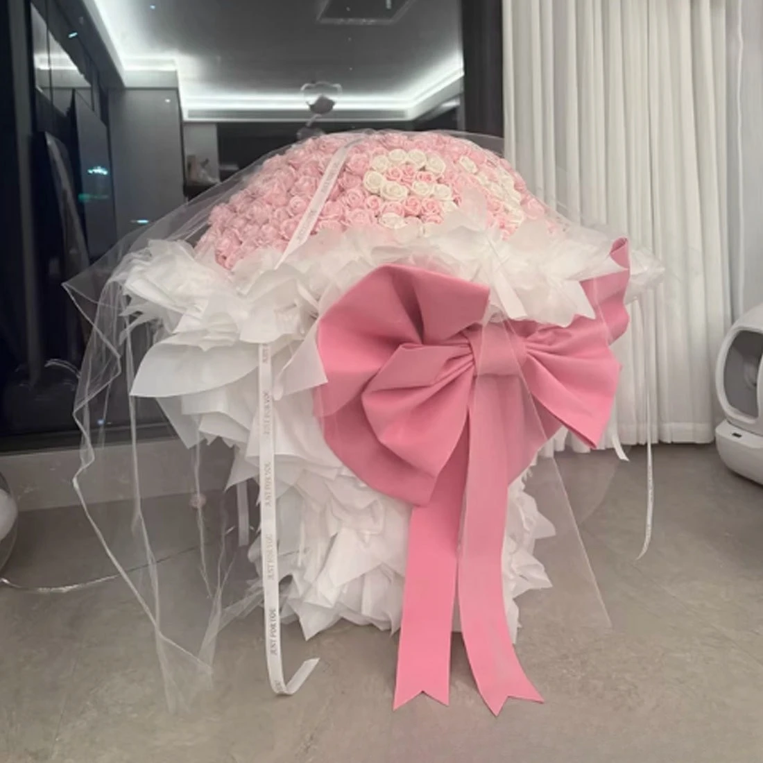 Living room simulation, high-end flower soap bouquet, oversized marriage proposal 520 arrangement of immortal flowers
