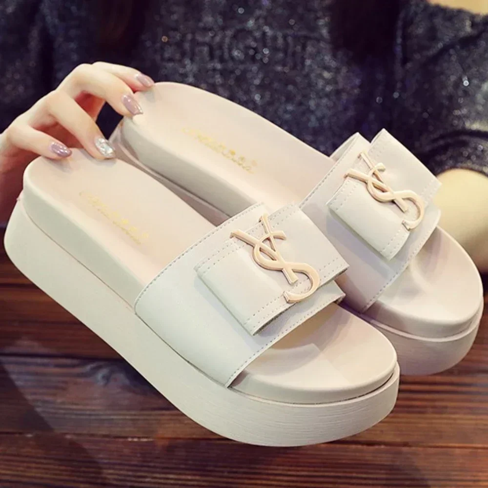 Slippers Luxury Shoes Women Platform Design Slides Fashion Letters Ladies Shoes Casual Slipper Outside Non-slip Slippers Sandals image 2