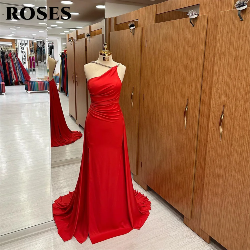 

ROSES Beautiful Red Prom Dress With Beading Halter Neck Evening Dress Sexy Open Back Mermaid Satin Party Dress With Pleats 프롬드레스