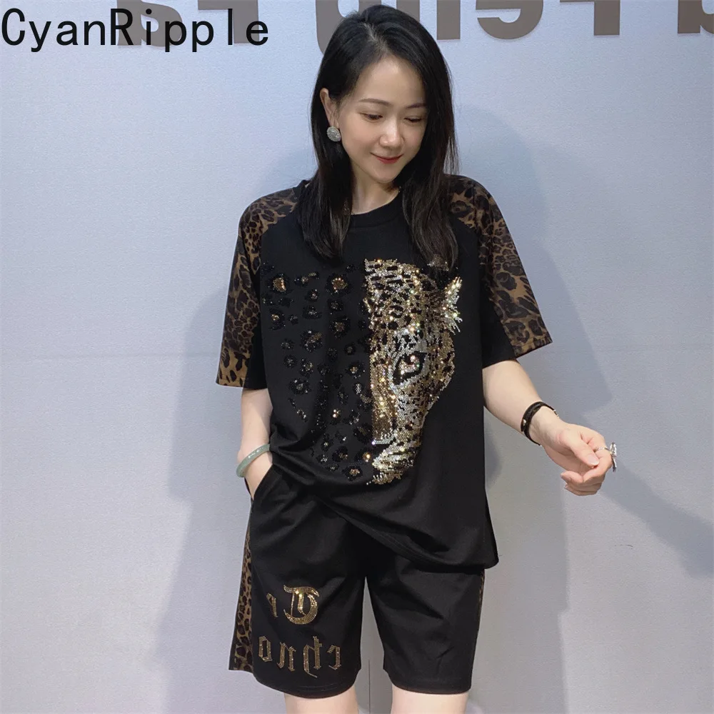 

American Style Summer Women Sports Suits Hot Diamonds Splicing Short Sleeve T-shirt Top + Elastic Waist Casual Straight Shorts