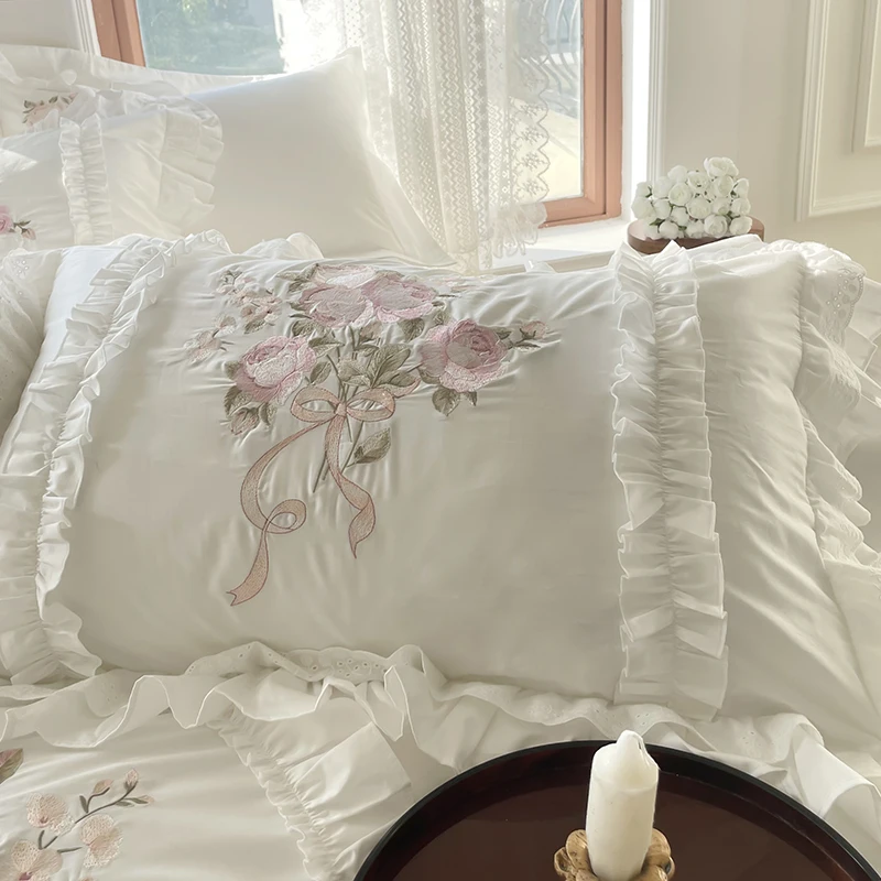 Imagem -05 - Conjunto de Cama Princesa Branca Estilo Coreano Flores Bordadas Algodão Egípcio Plissado Capa de Edredão Colcha Saia de Cama Fronhas