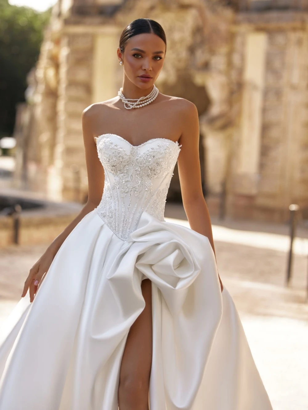 

Ruffled Sparkling Beaded Pearls Wedding Dress Romantic Sweetheart Neck Bridal Gown Customized Graceful Satin Dresses For Bride
